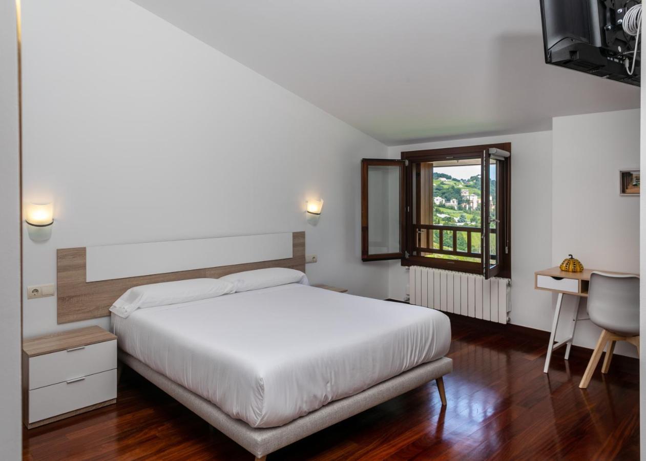 Agroturismo Argoin Txiki サラウツ エクステリア 写真